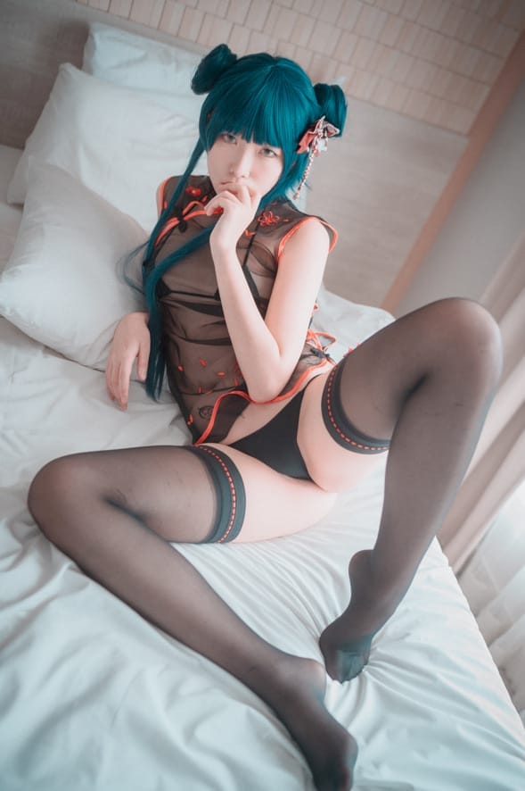 SonSon –NO.015 [DJAWA] Sheer Qipao Girl[45P/492MB]-客模COSER写真收藏网