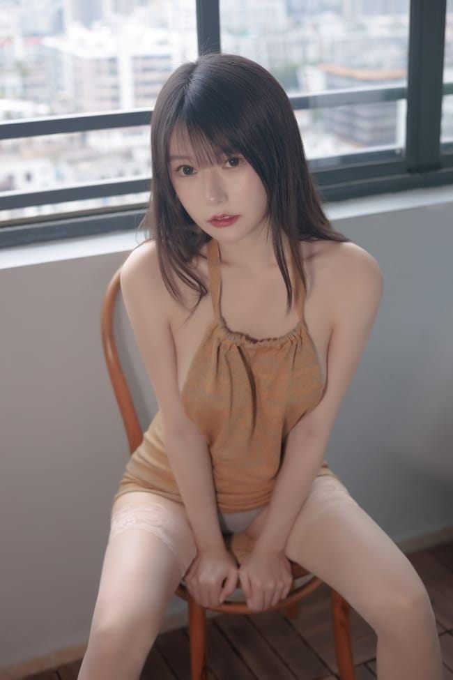 香草喵露露 – NO.046 杨枝甘露 露背裙裙[54P1V-1.08GB]-客模COSER写真收藏网