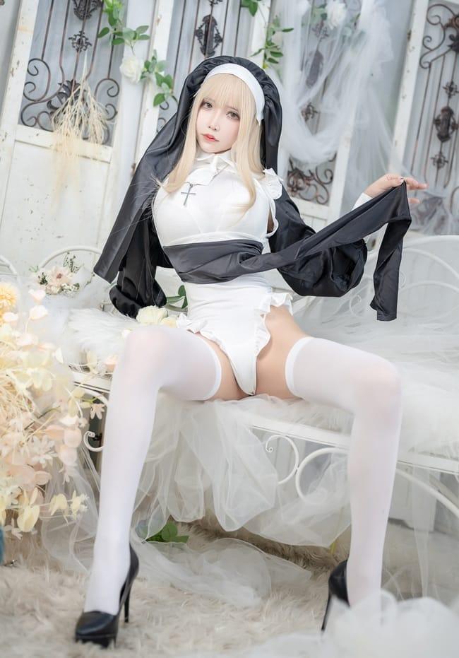 抱走莫子AA – NO.49 生日特辑 修女[75P11V-1.63GB]-客模COSER写真收藏网