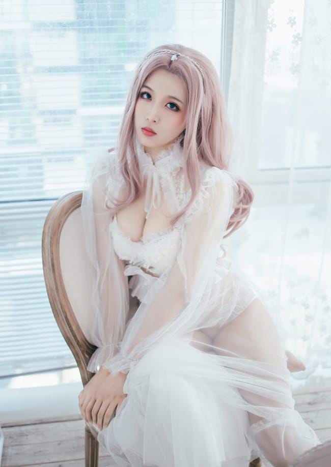 轩萧学姐 – NO.018 花嫁[32P-175MB]-客模COSER写真收藏网