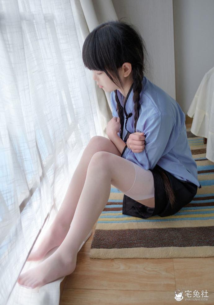 西尔酱白校服写真合集初恋感炸裂!民国制服美得让人上头! 西尔酱白校服写真合集初恋感炸裂!民国制服美得让人上头!