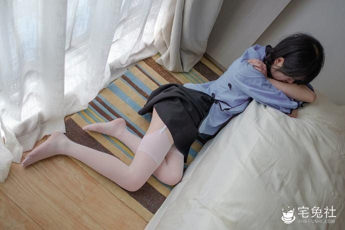 西尔酱白校服写真合集初恋感炸裂!民国制服美得让人上头! 西尔酱白校服写真合集初恋感炸裂!民国制服美得让人上头!