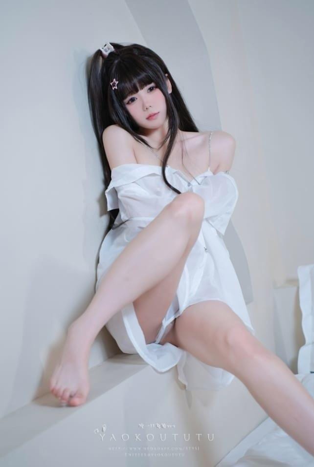 咬一口兔娘ovo – 男友衬衣&Boom Boom [58P1V-1.57G]-客模COSER写真收藏网