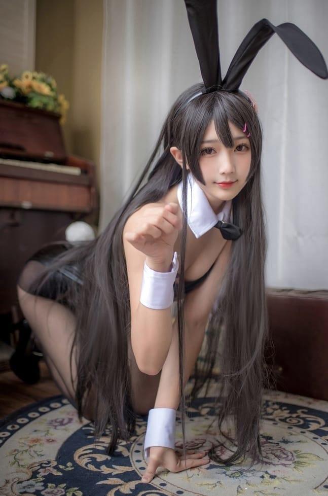 鱼子酱不能睡懒觉 – NO.01 樱岛麻衣 [11P-108M]-客模COSER写真收藏网