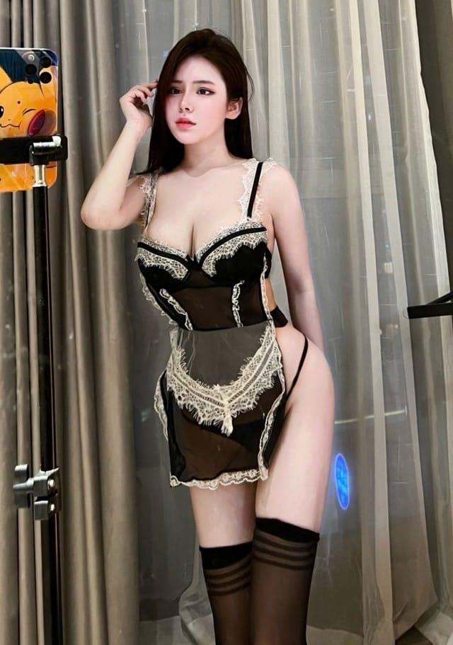 [微密圈]奔跑的晶螺儿 – 性感女仆装 [30P-53M]-客模COSER写真收藏网
