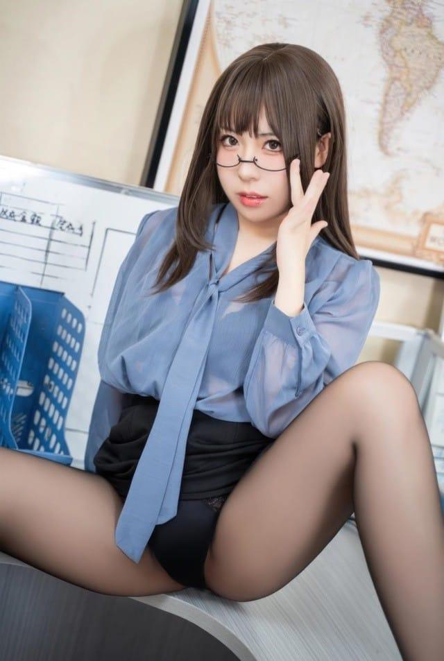 虎森森 – NO.038 黑丝眼镜娘 [60P-471MB]-客模COSER写真收藏网
