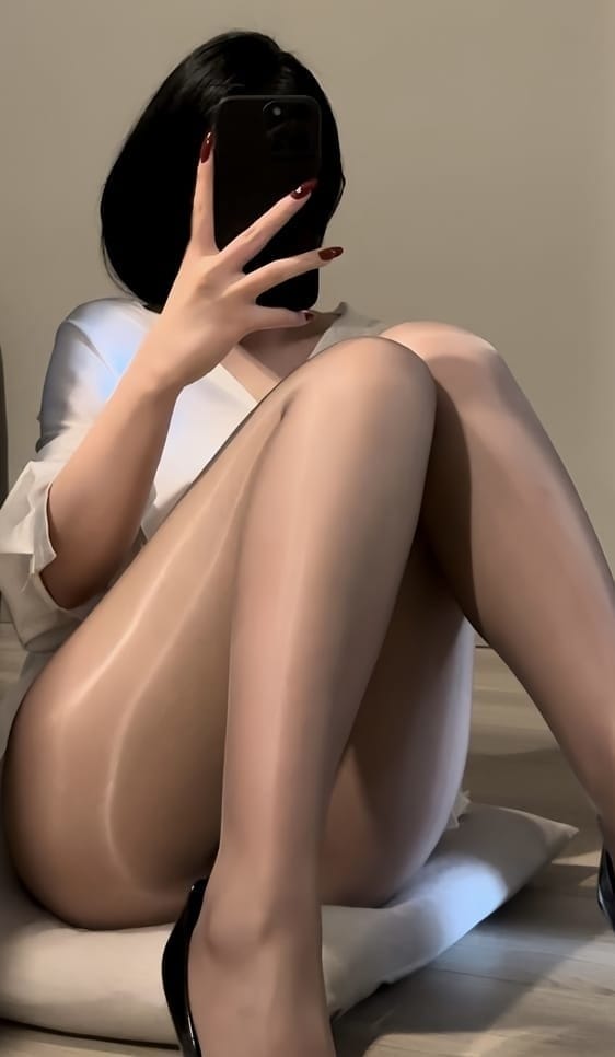 [微密圈]保守的二舅妈 –性感粉色桃心 [15P-13M]-客模COS写真收藏网