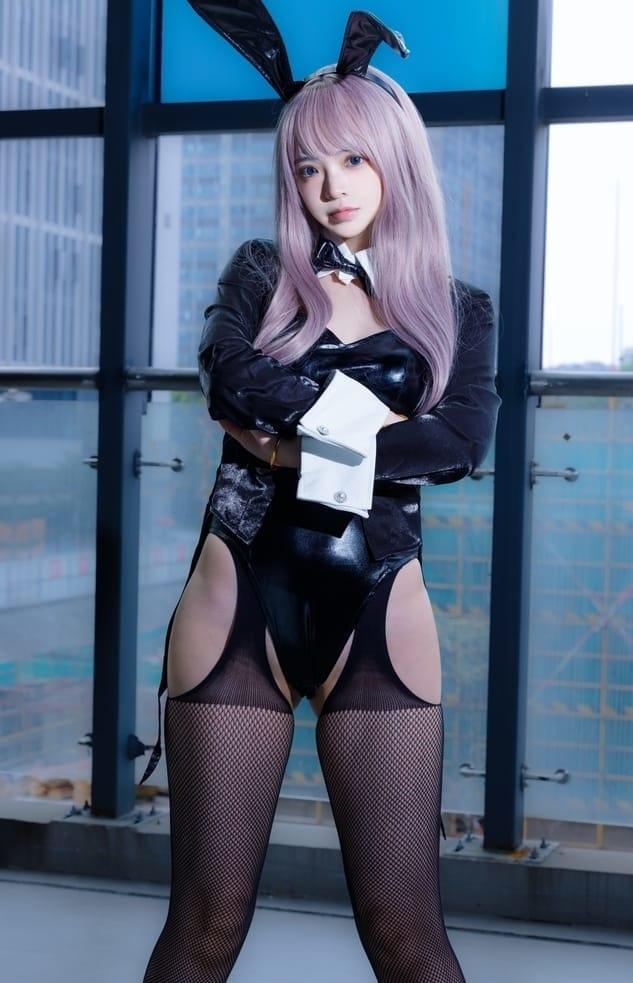 疯猫ss – NO.161 紫发礼服兔 [42P-903M]-客模COS写真收藏网