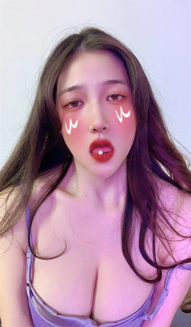 [微密圈]可可西yyy –抹在身上的奶油 [24P7V-1.08GB]-客模COS写真收藏网