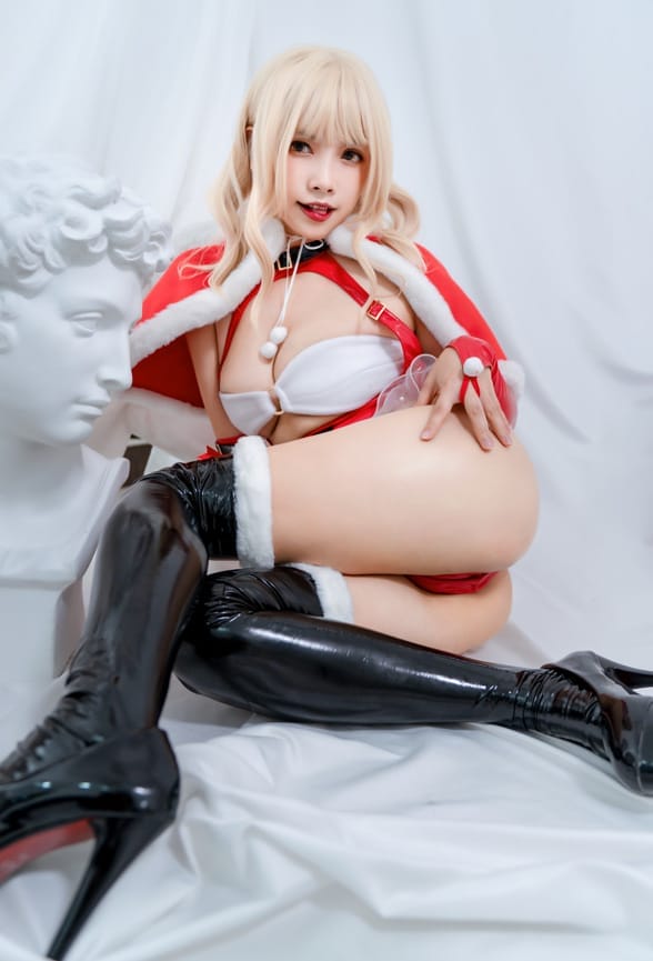 Neko薇薇 –NO.002 雪夜锦礼[32P/263MB]-客模COS写真收藏网