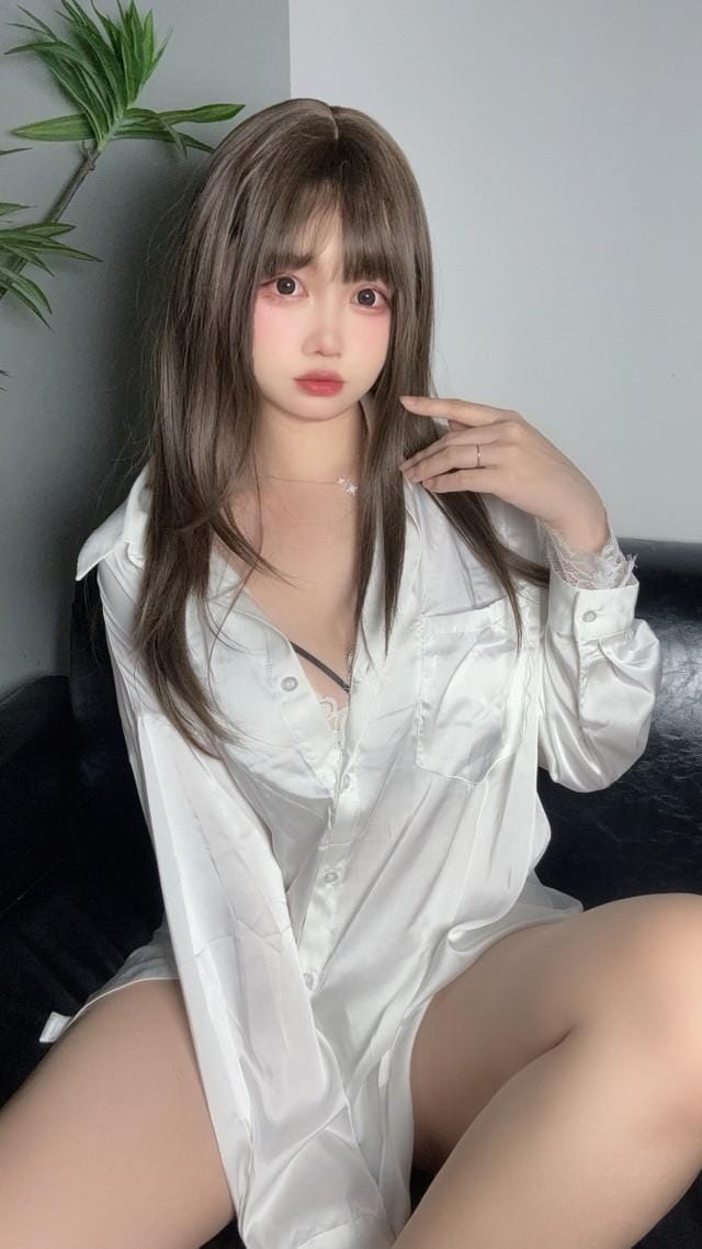 洛桑w伊梓 – NO.13 衬衫雪糕 [37P-147MB]-客模COS写真收藏网