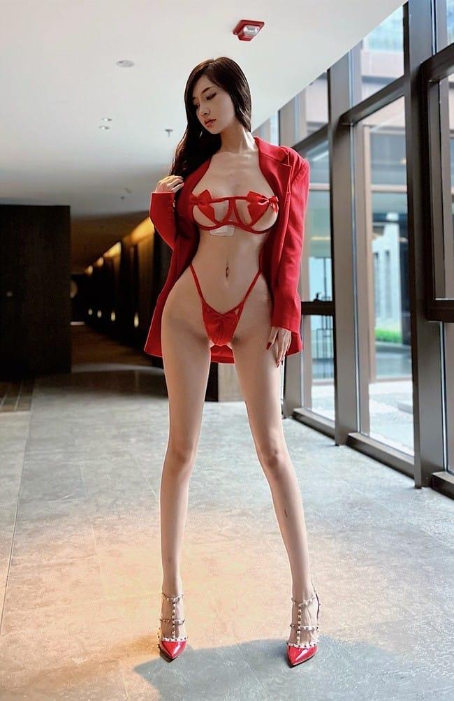 [微密圈]脸红Dearie –红衣小娇Q[32P-156MB]-客模COS写真收藏网