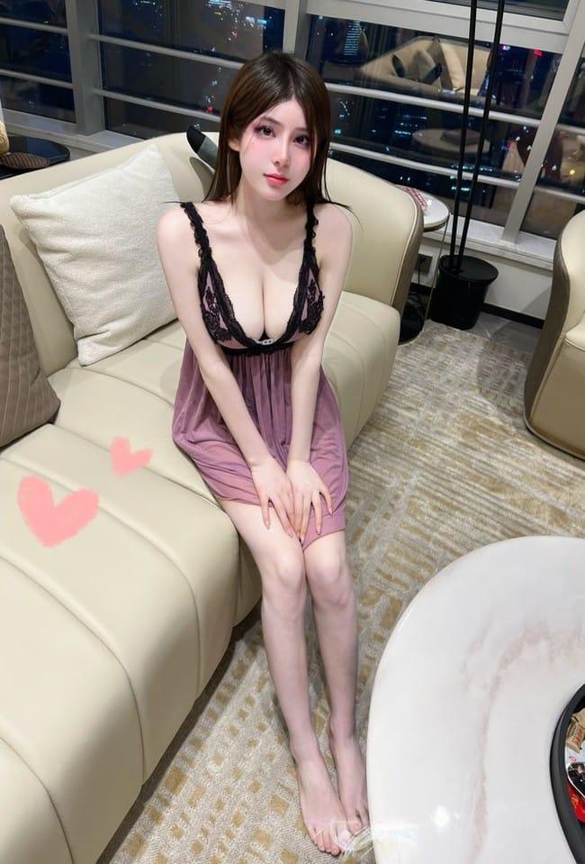 [微密圈]奔跑的晶螺儿 –紫色睡衣 [26P1V-181MB]-客模COS写真收藏网