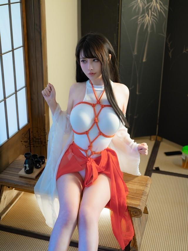 一色雨 – NO.01 捆绑巫女[30P-400MB]-客模COS写真收藏网