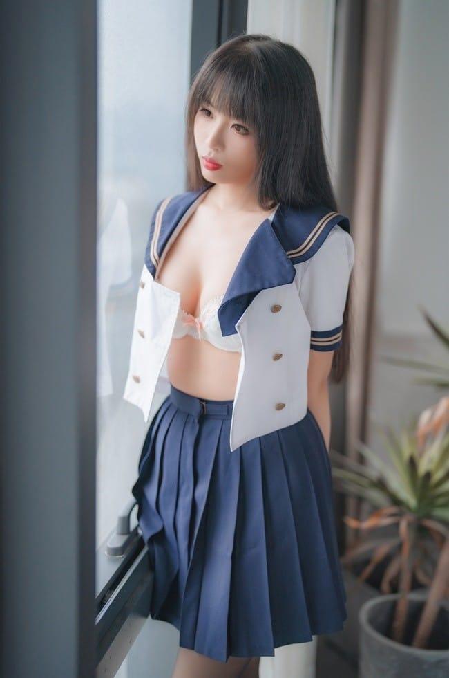 轩萧学姐 – NO.041 5月舰长 黑丝jk[32P-113MB]-客模COS写真收藏网