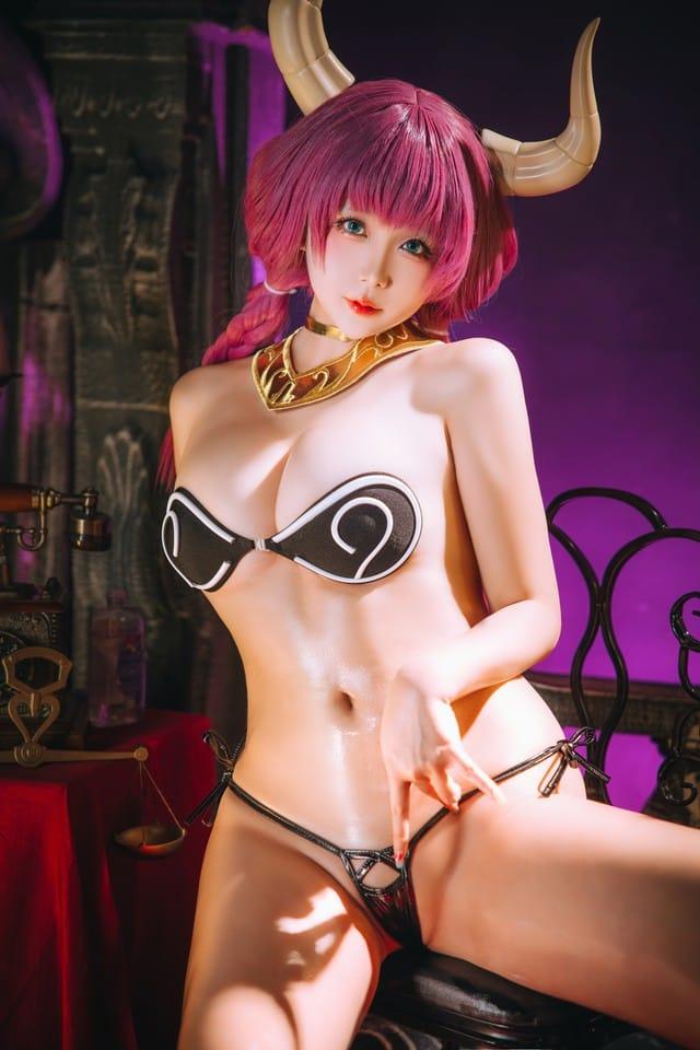 日奈娇 – NO.117 断头台阿乌拉[80P-1.91G]-客模COS写真收藏网