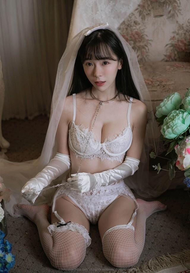 leeesovely(李素英) – STANGLE  No.02 Leeesovely (쏘블리) [73P-370MB]-客模COS写真收藏网