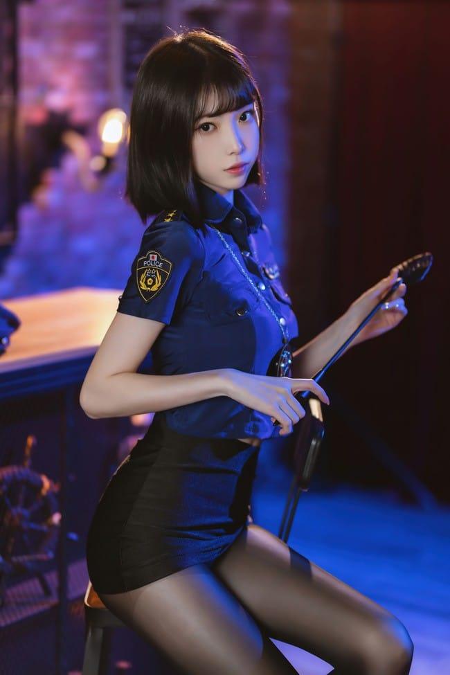 许岚LAN – NO.22 黑丝女J [60P-323MB]-客模COS写真收藏网