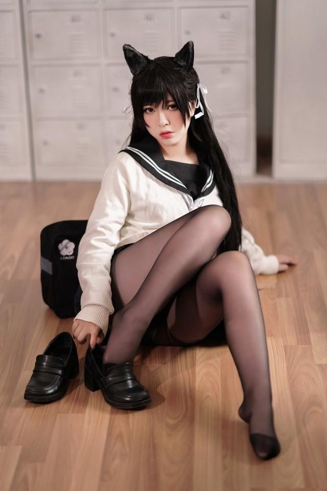 半半子 – NO.101 爱宕 学园幻想曲[25P-296MB]-客模COS写真收藏网