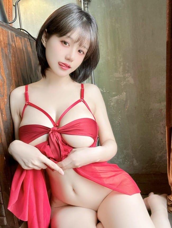 小仓千代w – NO.070 2023年12月fantia会员合集(全9期） [118P1V-292M]-客模COS写真收藏网