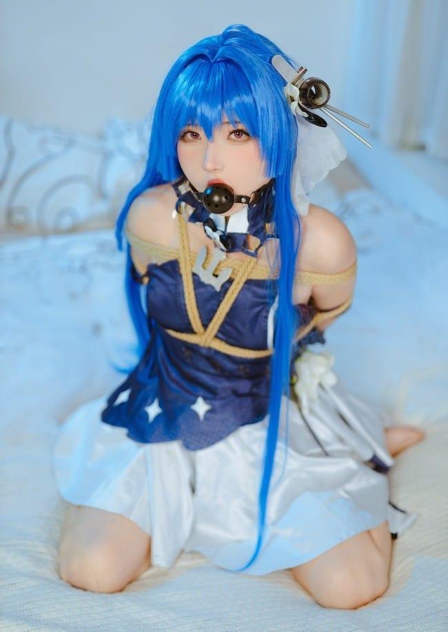 是三不是世w – NO.20 Nikke胜利女神· 海伦娜捆绑 [58P1V-2.0GB]-客模COS写真收藏网