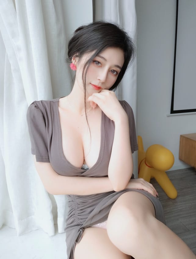 白银81 –NO.095 风情美妇[31P/91MB]-客模COS写真收藏网