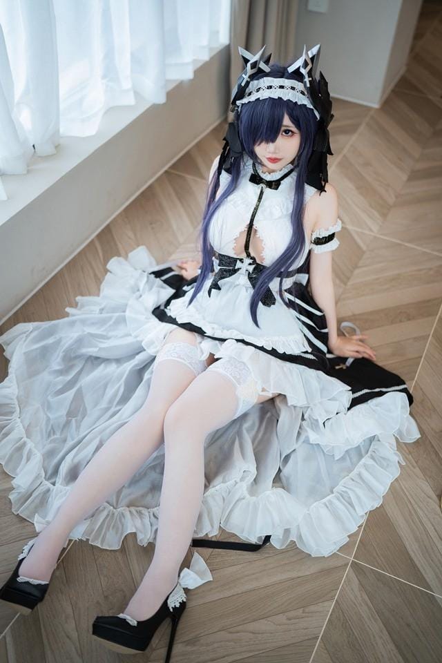 面饼仙儿 – NO.141 碧蓝航线 奥古斯特 女仆[43P-570MB]-客模COS写真收藏网