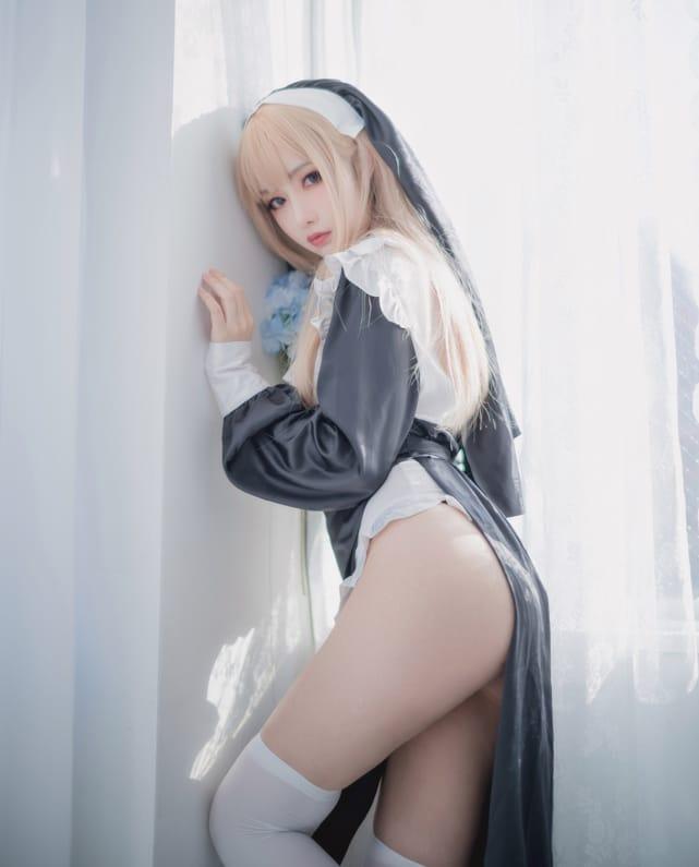 Shika小鹿鹿 – NO.089 修女[16P-172MB]-客模COS写真收藏网