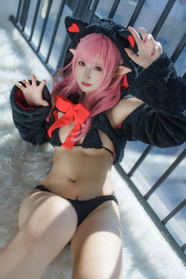 羽生三未 – NO.36 礼物猫 [26P-197MB]-客模COS写真收藏网