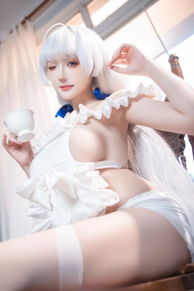 瓜希酱 – NO.105 碧蓝航线 光辉 辉光下的甜蜜[12P-21MB]-客模COS写真收藏网